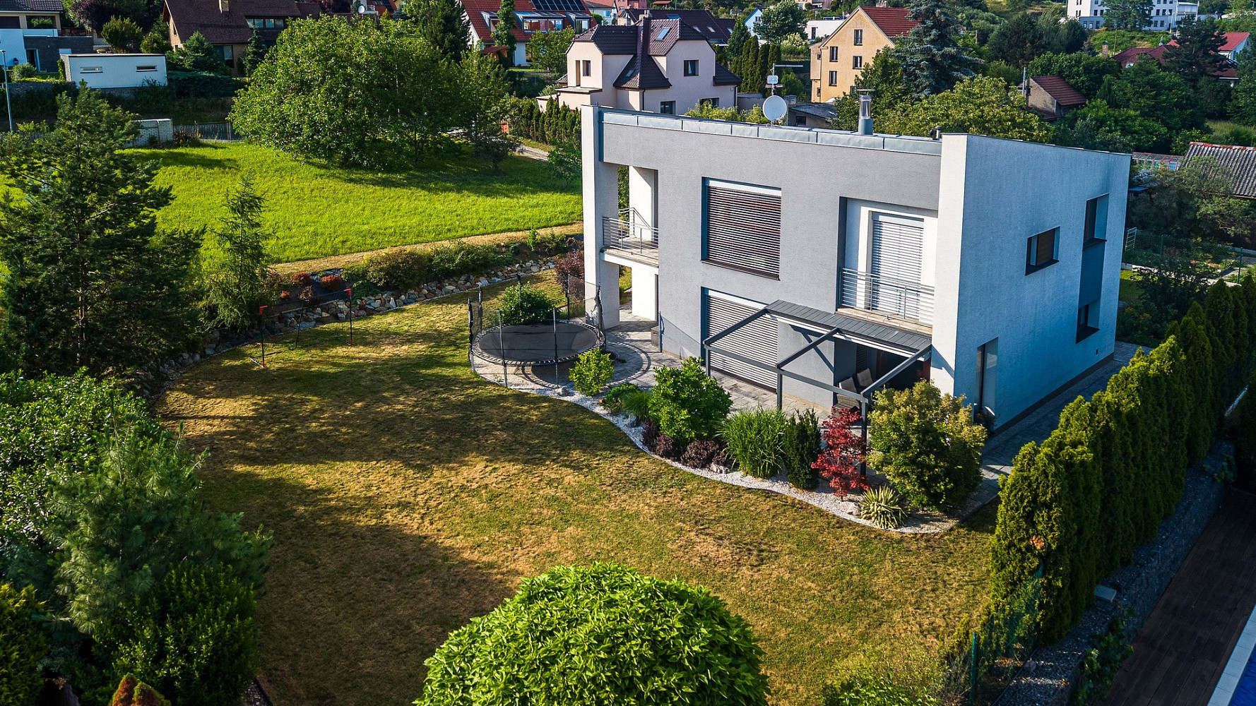 Prodej domu 246 m² s pozemkem 1 270 m² — photo 2