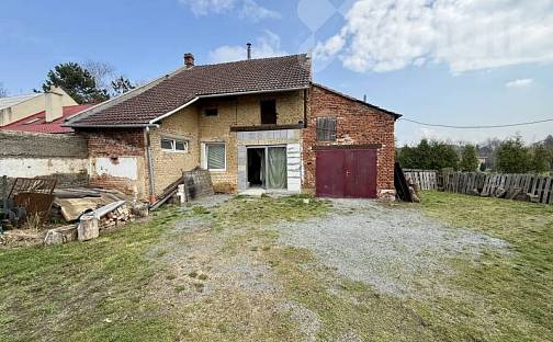 Prodej domu 100 m² s pozemkem 2 696 m², Hulín - Chrášťany, okres Kroměříž