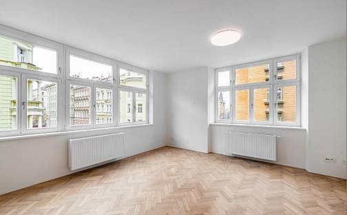 Pronájem bytu 4+1 141 m²