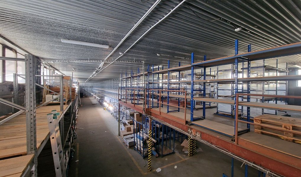 Pronájem skladovacích prostor 1 045 m², Králův Dvůr – náhled fotky 16
