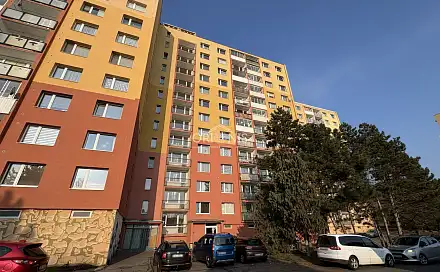 Prodej bytu 2+1 61 m², Holešická, Chomutov