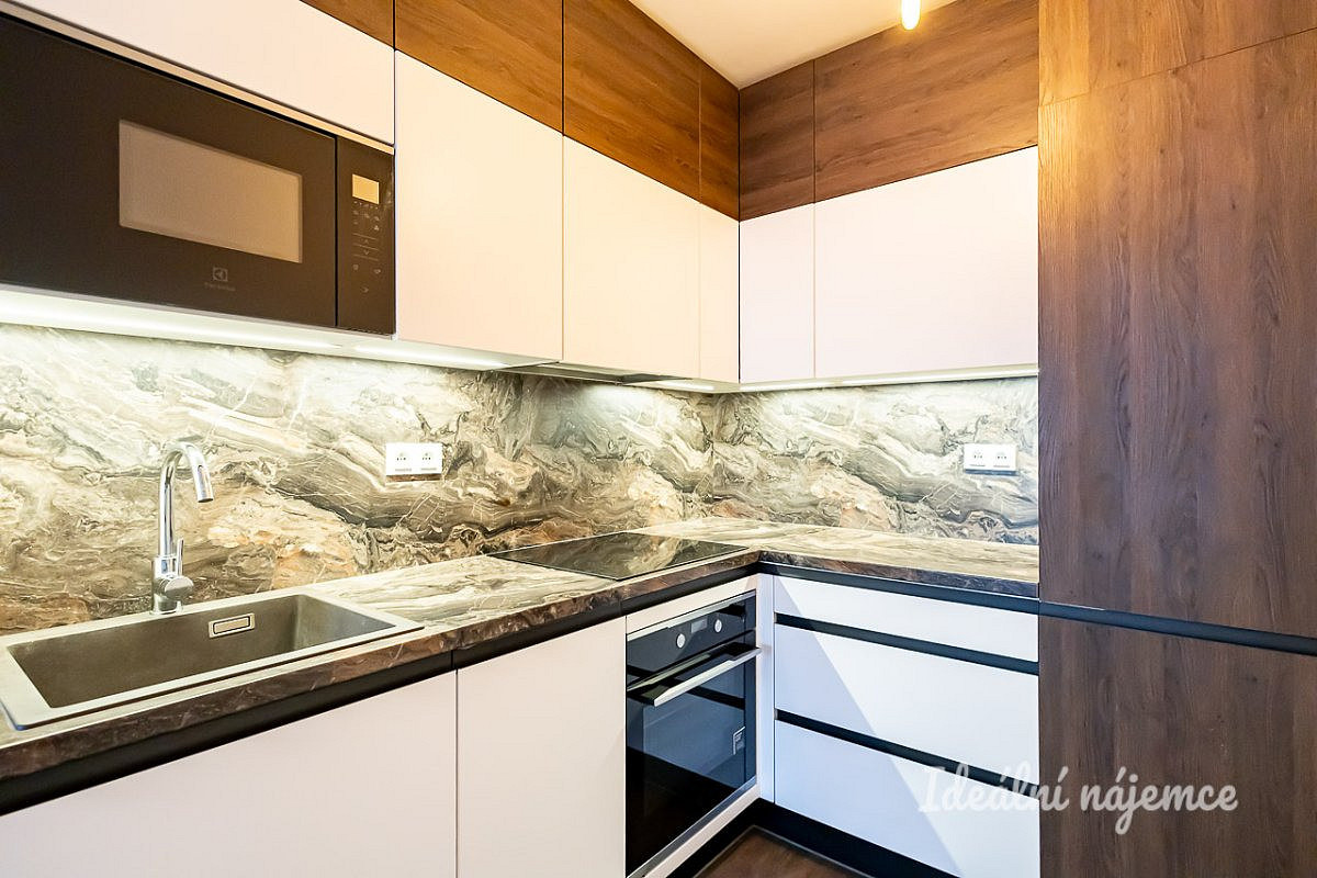 Pronájem bytu 2+kk 43 m² – fotografie 5