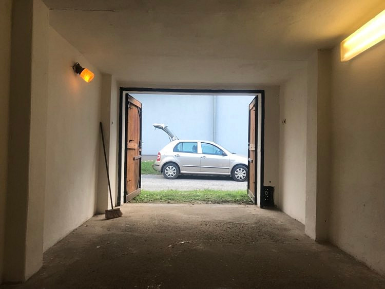 Garáž - tovární, český těšín — photo 4