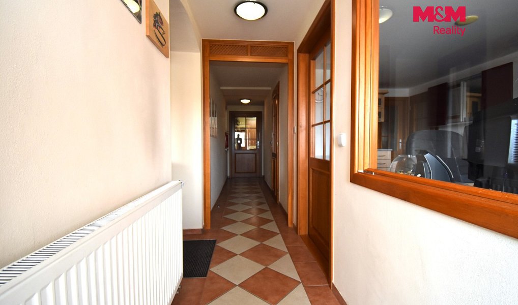 Prodej domu 180 m² s pozemkem 1 217 m², Spálov – náhled fotky 25