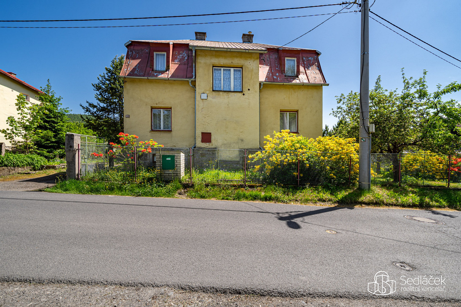 Prodej domu 280 m² s pozemkem 1 055 m² – fotografie 2
