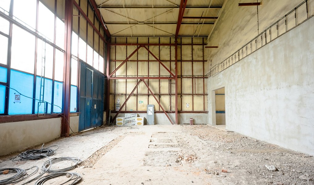 Prodej výrobních prostor 1 081 m², Třemošnice – náhled fotky 27