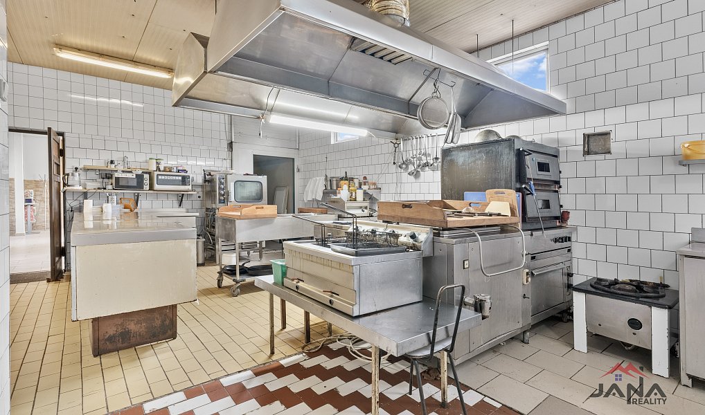 Prodej restaurace 300 m², Příšovice – náhled fotky 15