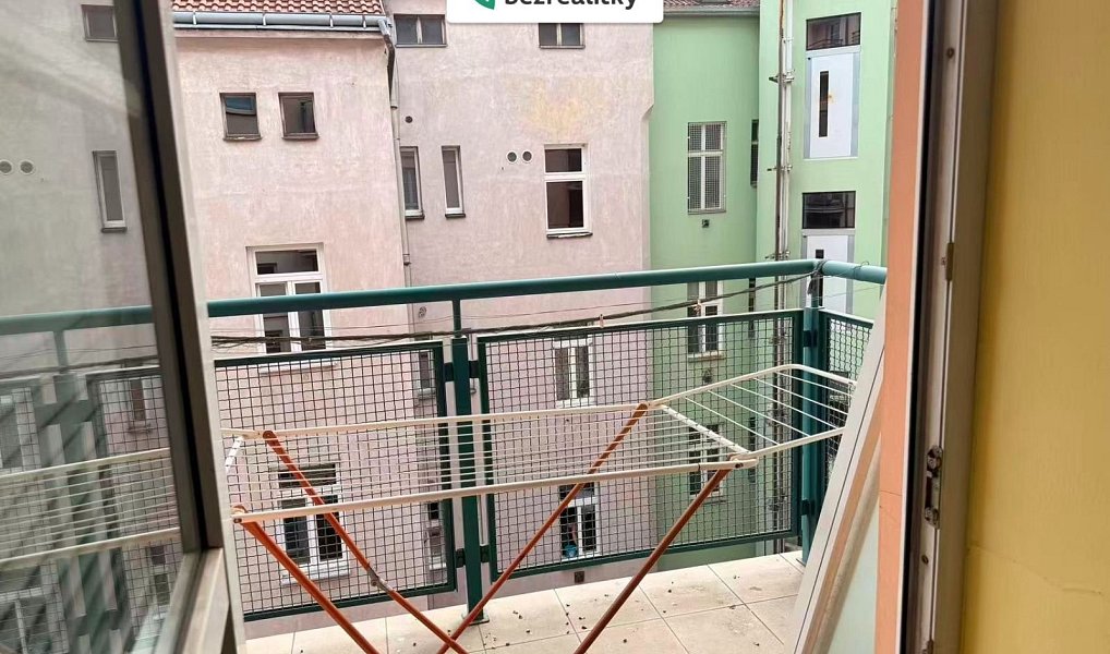 Prodej bytu 2+kk 68 m², Praha – náhled fotky 2