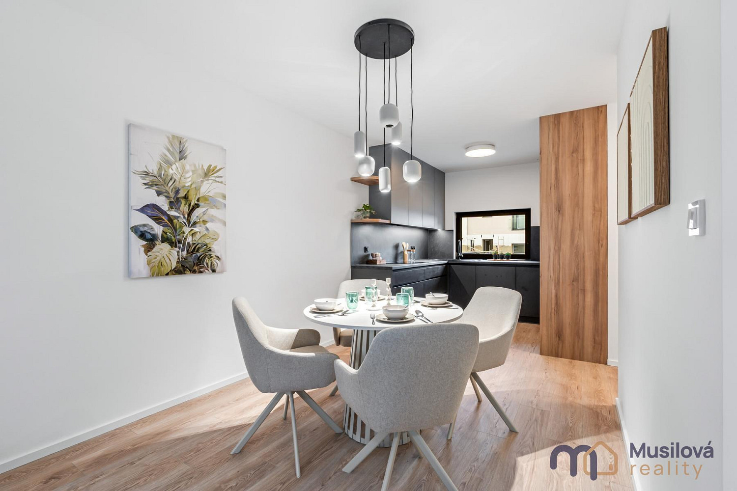 Prodej domu 92 m² s pozemkem 350 m² – další