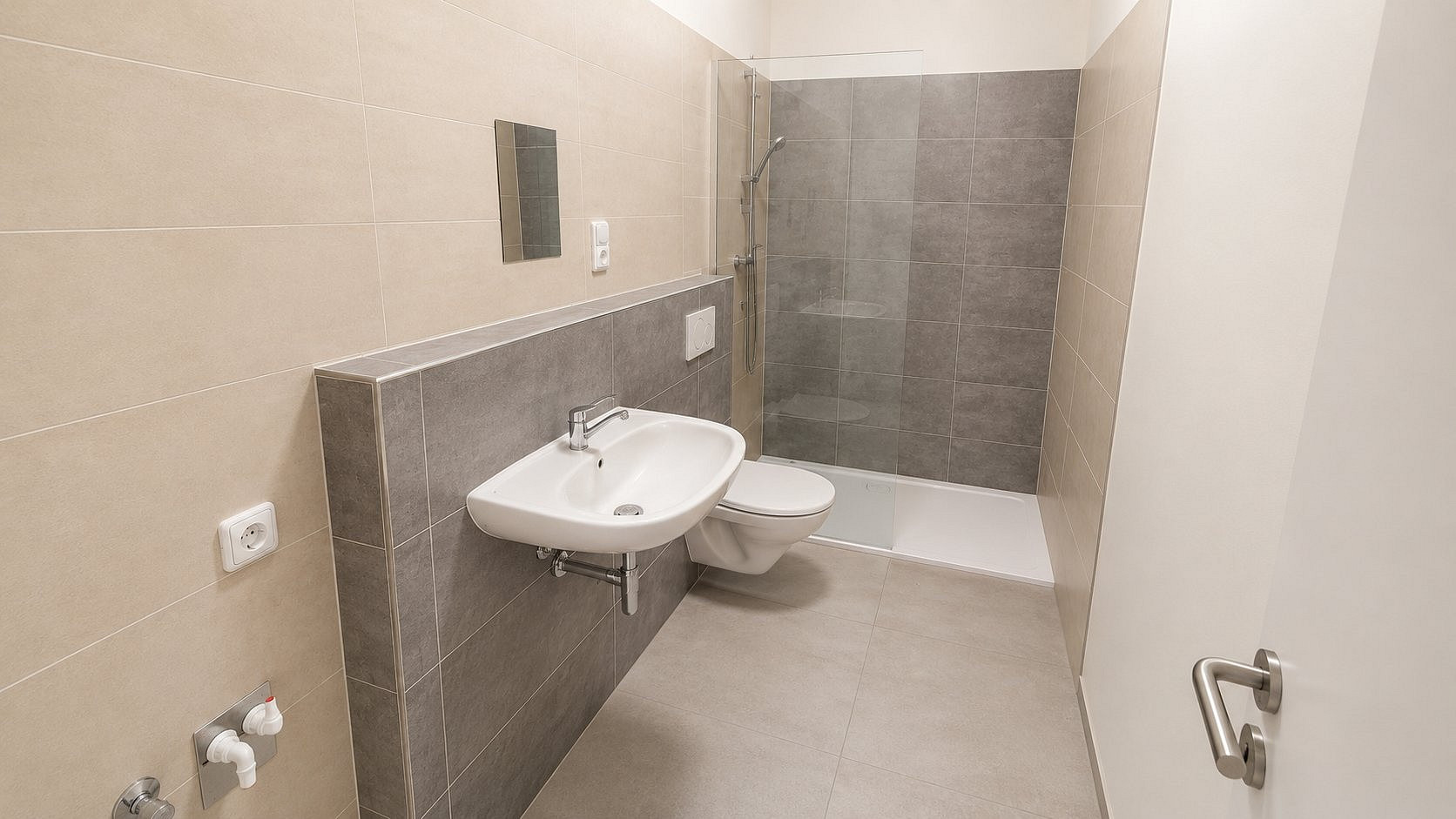 Pronájem obchodních prostor 29 m² — photo 3