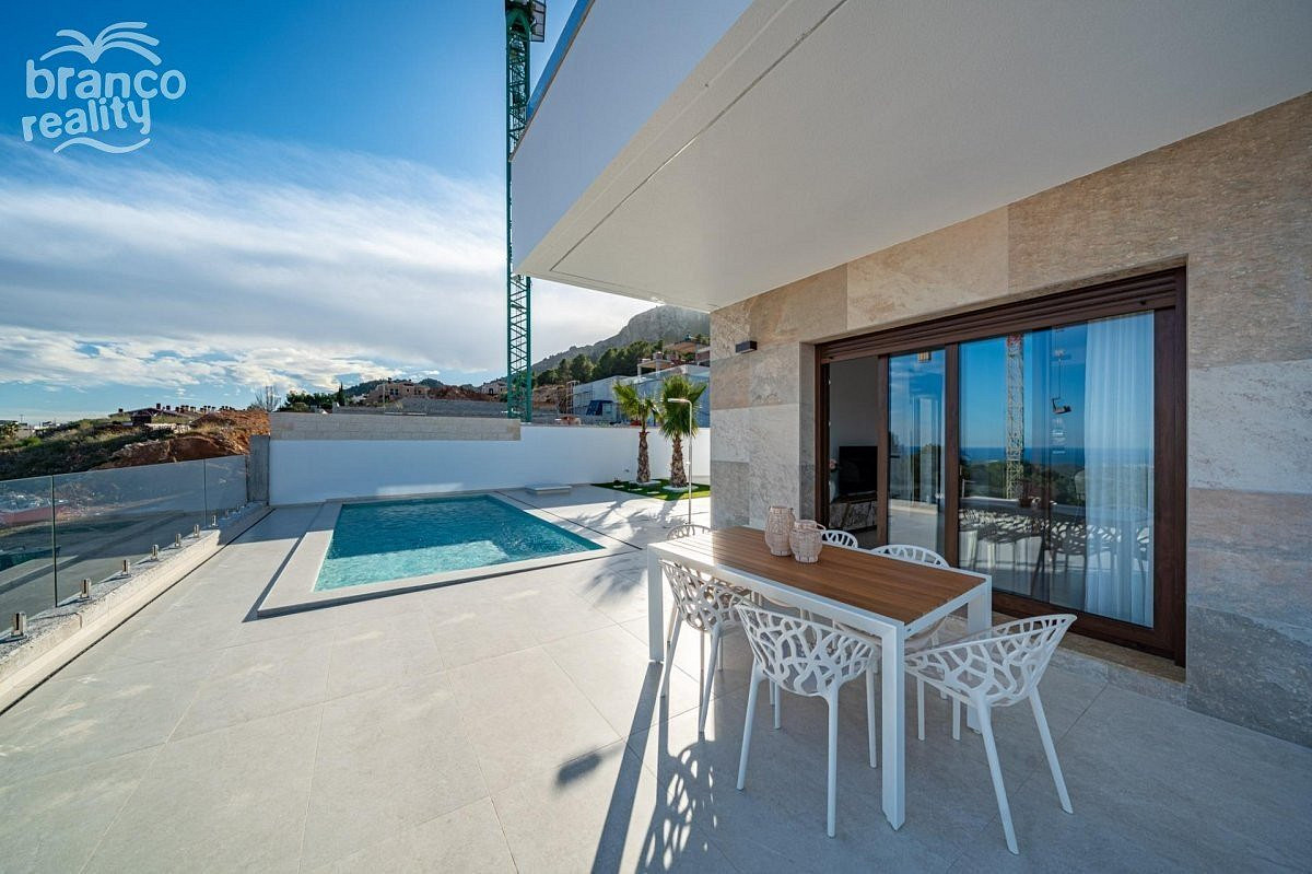 Prodej domu 129 m² s pozemkem 351 m² - Més