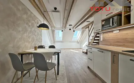 Pronájem bytu 3+kk 67 m²