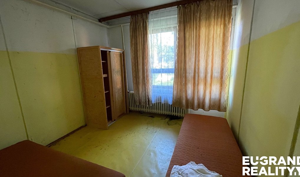 Prodej ubytovacího objektu 1 500 m², Rumburk – náhled fotky 30
