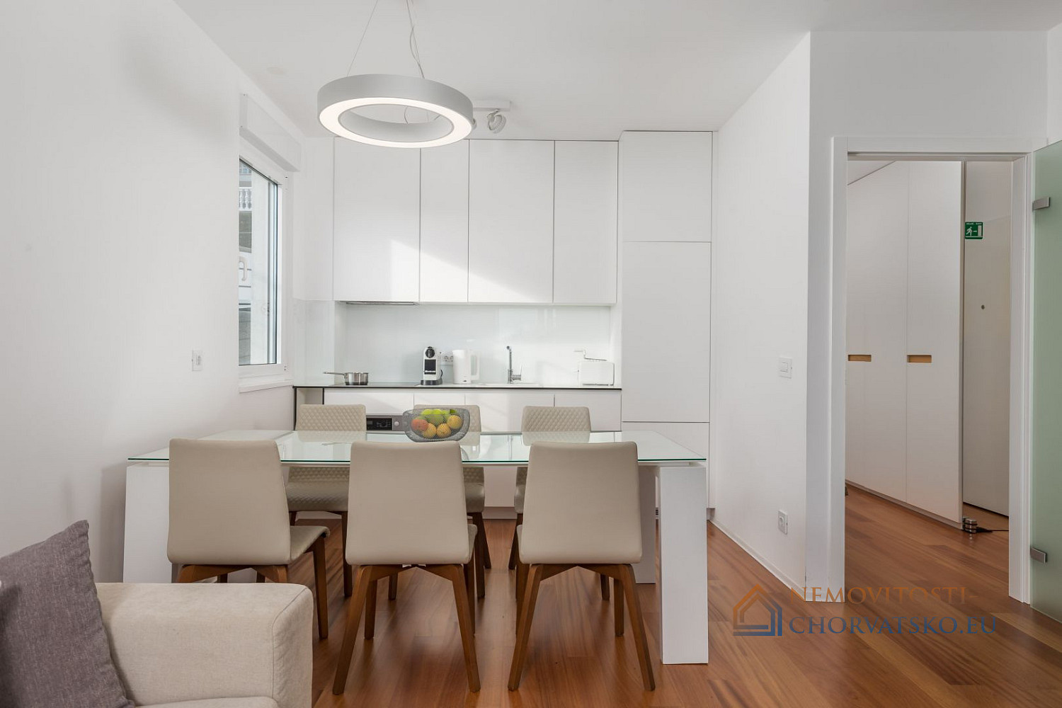 Pronájem bytu 2+kk 95 m² - Widok 6