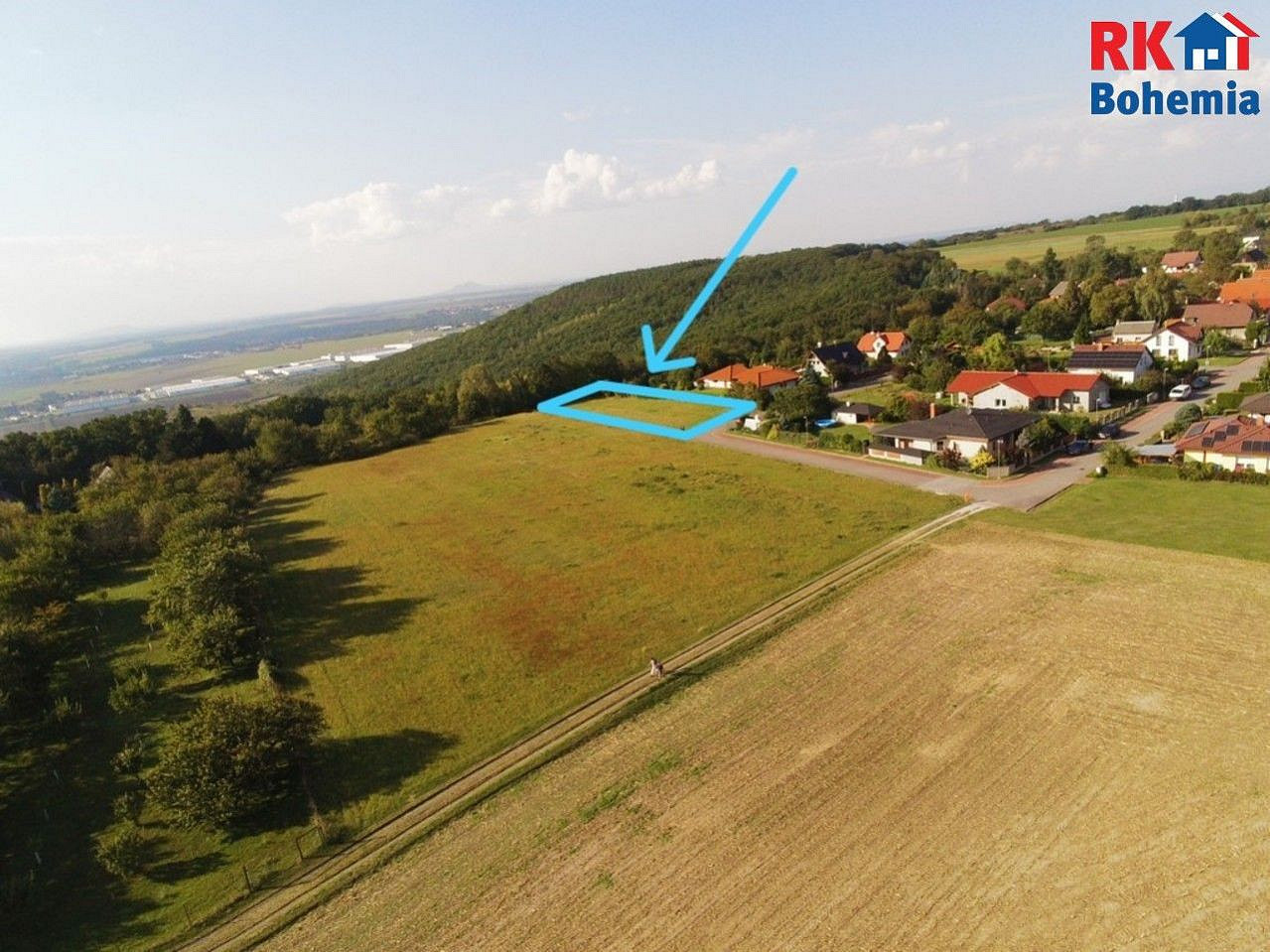 Prodej stavebního pozemku 1 850 m² – fotografie 2