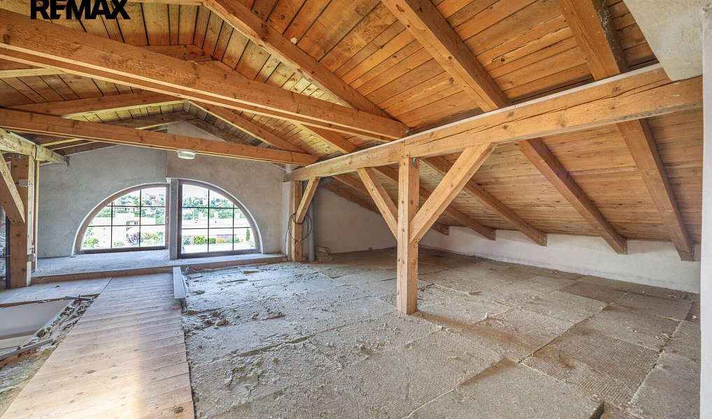 Prodej domu 358 m² s pozemkem 1 101 m², Praha – náhled fotky 23