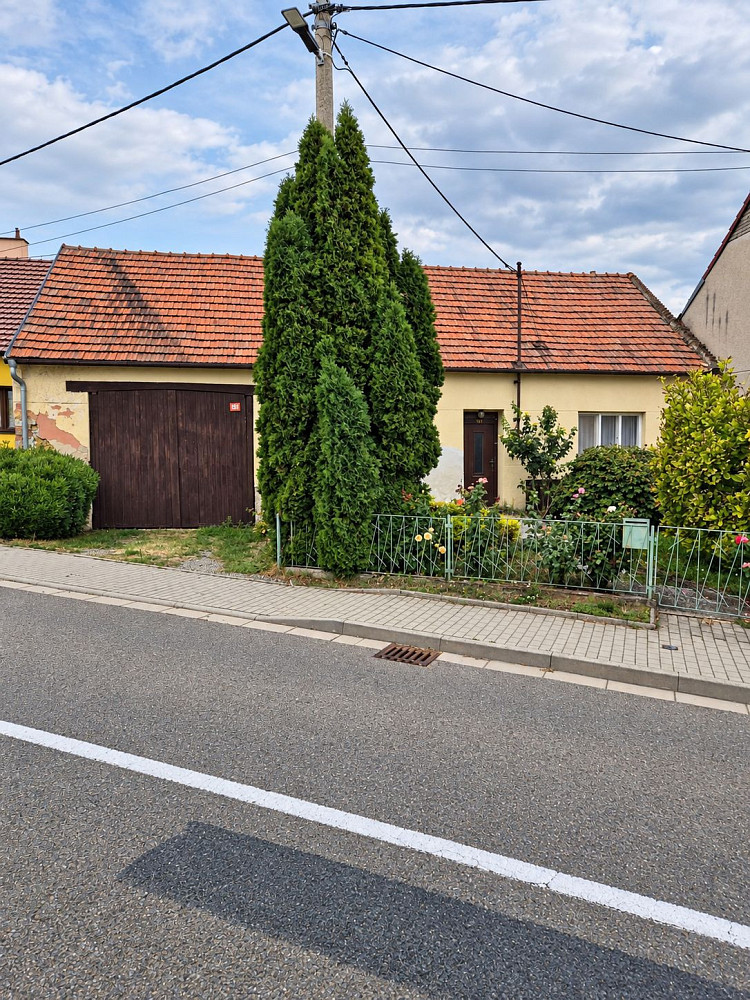 Prodej domu 70 m² s pozemkem 1 811 m²