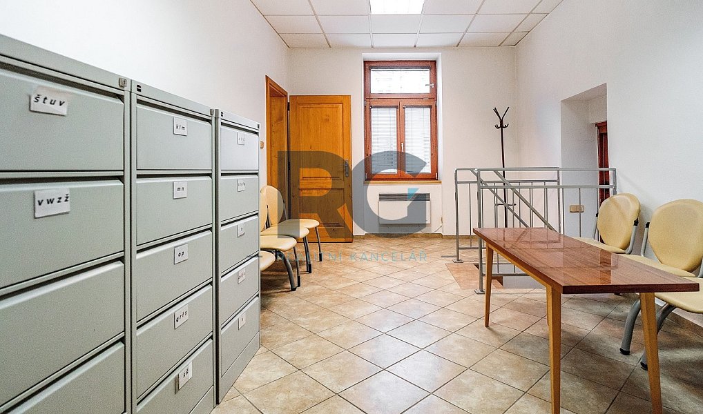 Prodej nájemního domu, činžáku 568 m², Písek – náhled fotky 19