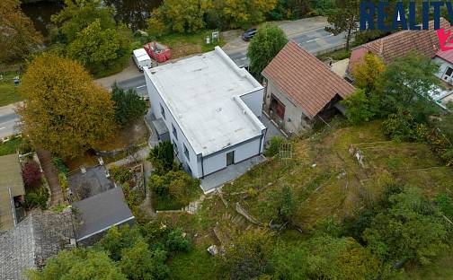Prodej stavebního pozemku 874 m², Dolní Kounice, okres Brno-venkov