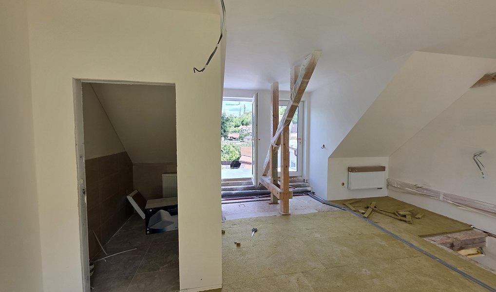 Pronájem bytu 2+kk 63 m², Sloup – náhled fotky 7