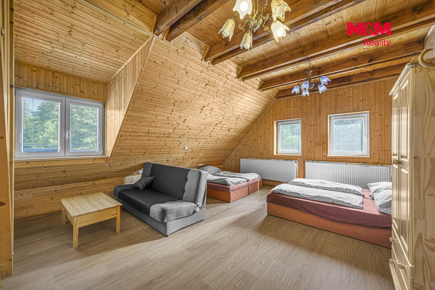 Prodej ubytovacího objektu 287 m² – fotografie 5