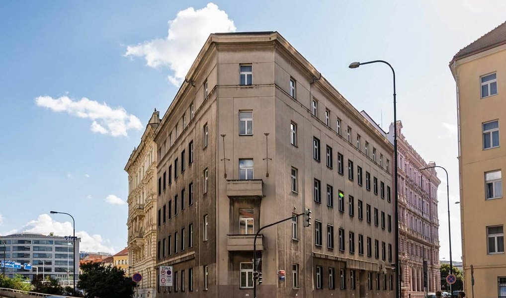 Prodej bytu 1+1 37 m², Praha – fotka 1 z 24