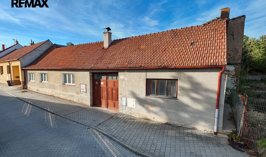 Prodej domu 427 m² s pozemkem 858 m², Brno – fotka 1 z 54