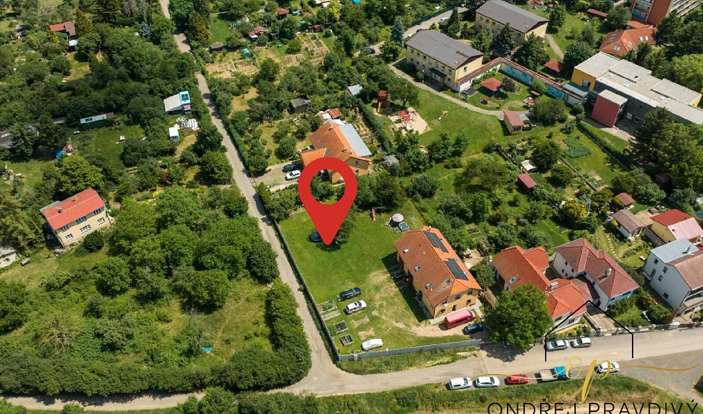 Prodej stavebního pozemku 770 m², Praha – náhled fotky 5