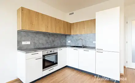 Pronájem bytu 3+kk 70 m²