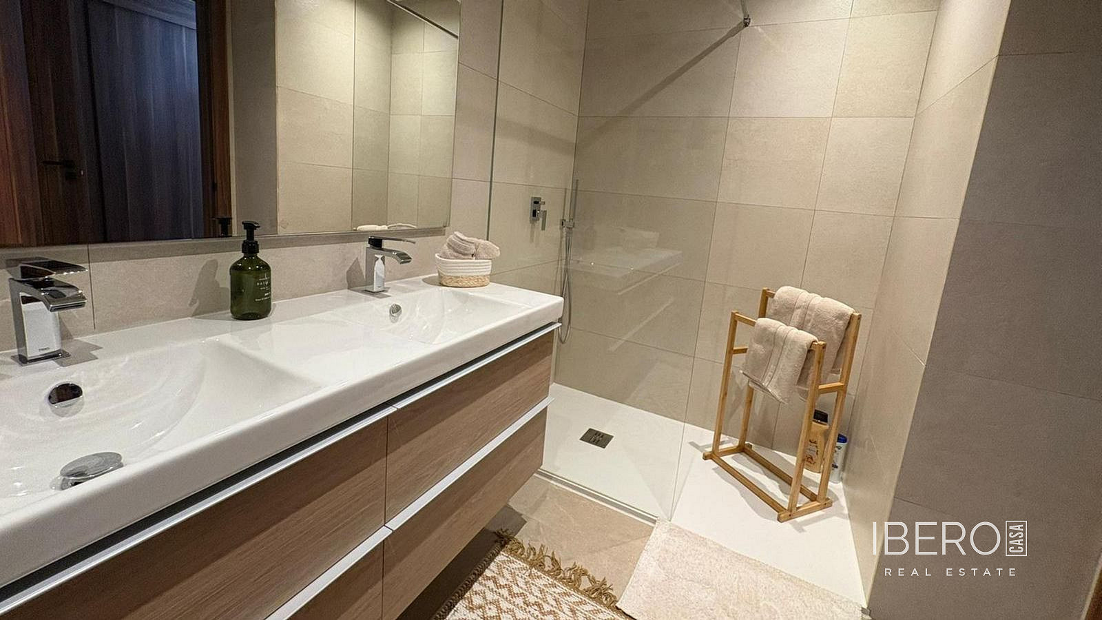 Piso 4+kk – Marbella, Nueva Andalucía - Más