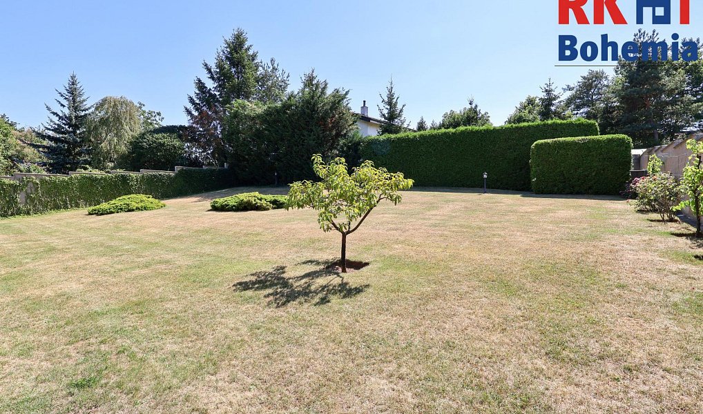 Prodej domu 266 m² s pozemkem 1 426 m², Šestajovice – náhled fotky 10