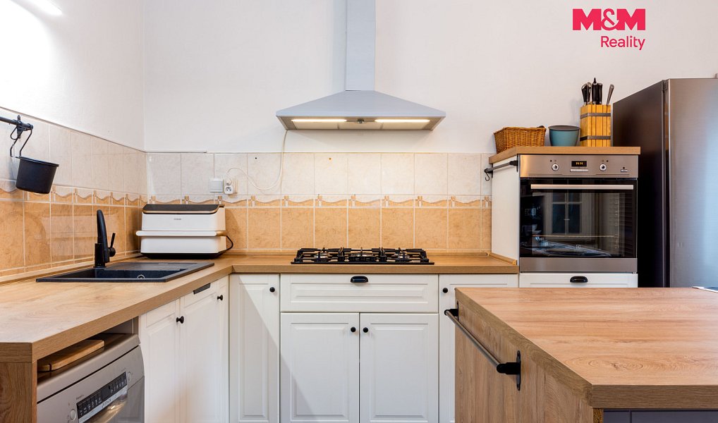 Prodej domu 309 m² s pozemkem 875 m², Ostrava – náhled fotky 2