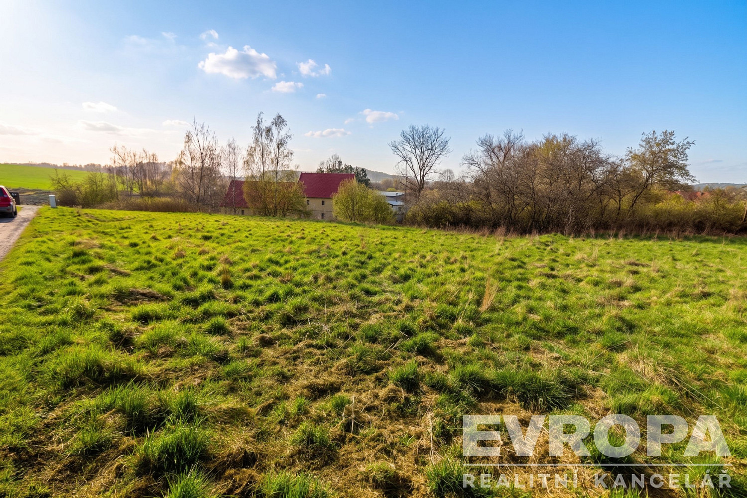 Prodej stavebního pozemku 1 410 m²
