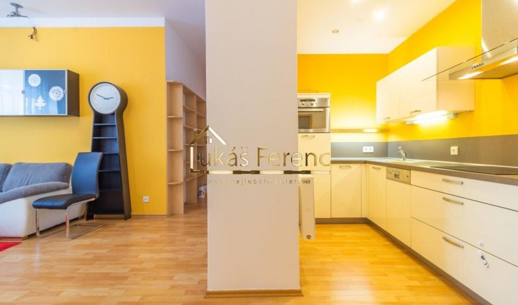 Pronájem bytu 2+kk 53 m², Praha – náhled fotky 4