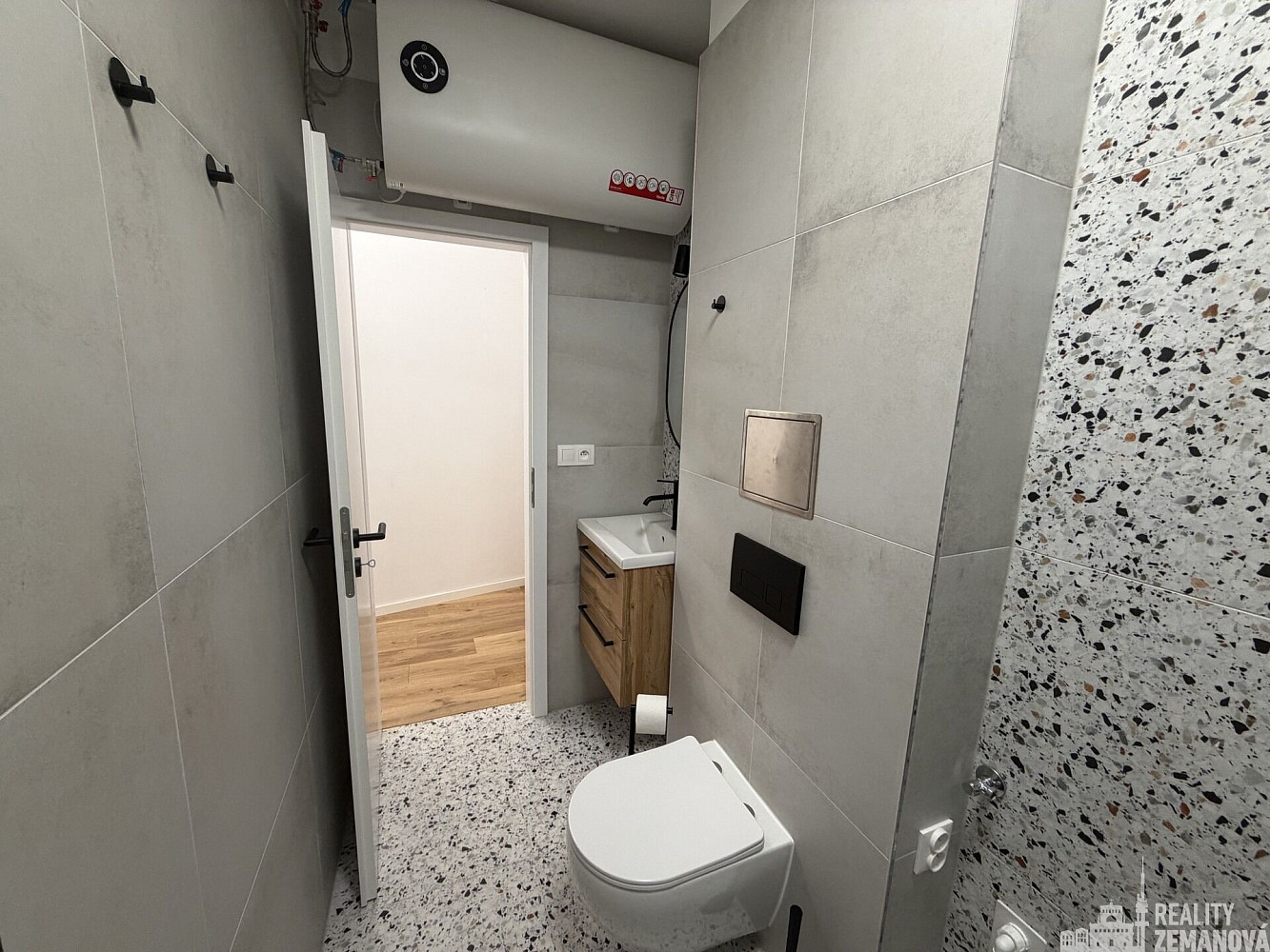 Pronájem bytu 2+kk 49 m² – fotografie 5
