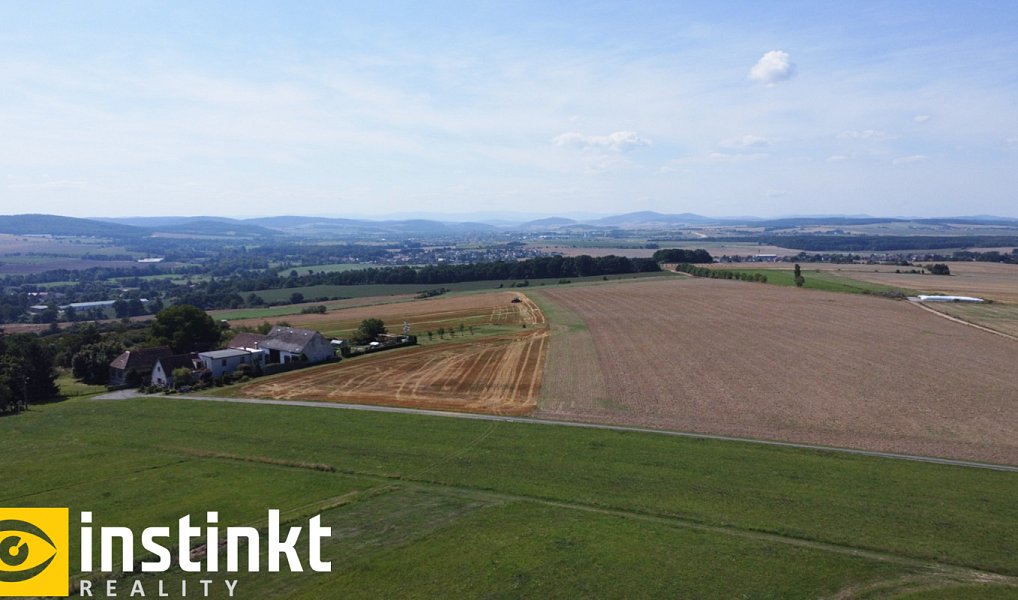 Prodej domu 225 m² s pozemkem 4 254 m², Chlumčany – náhled fotky 9