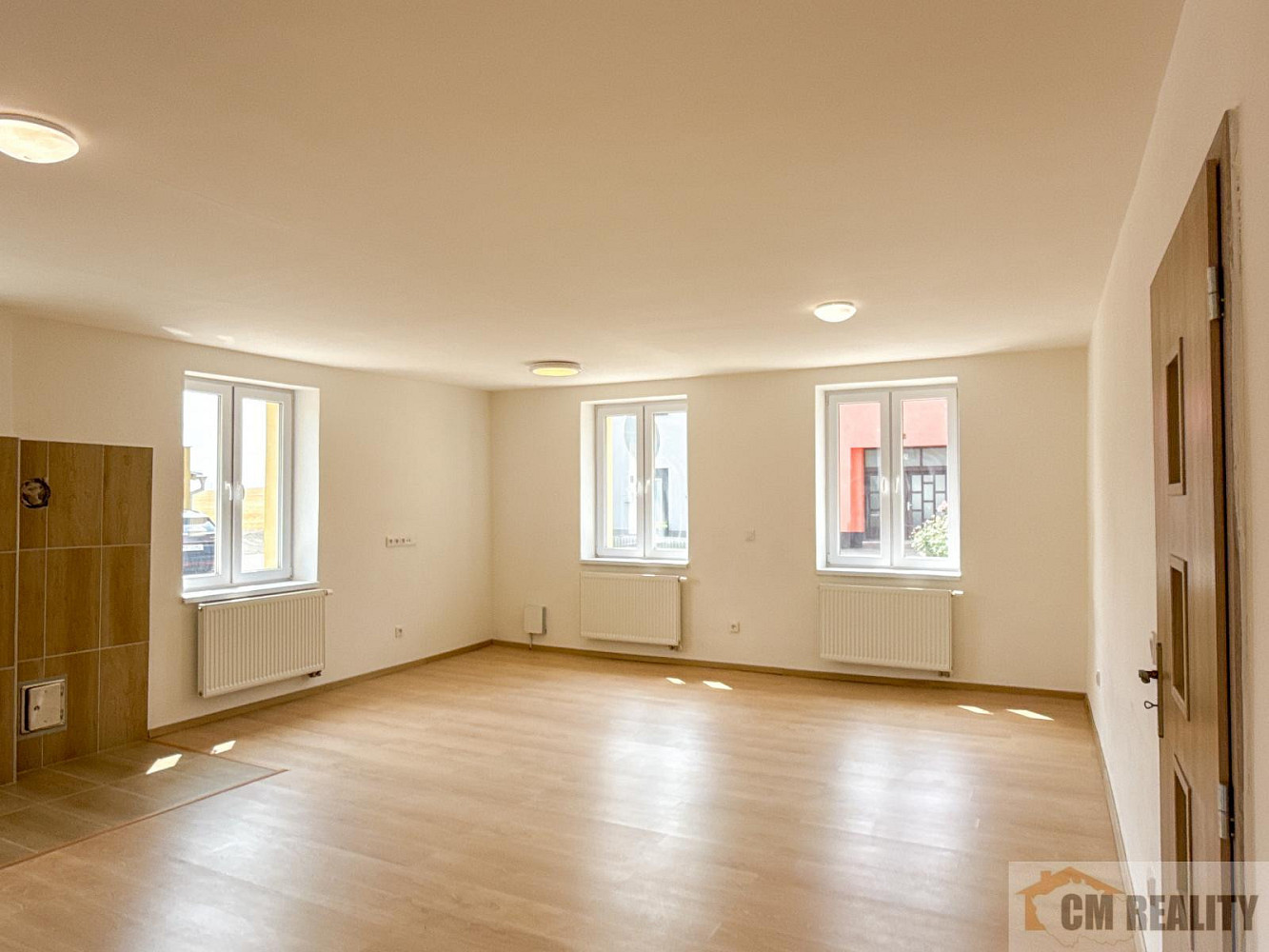 Prodej domu 182 m² s pozemkem 284 m² – fotografie 2