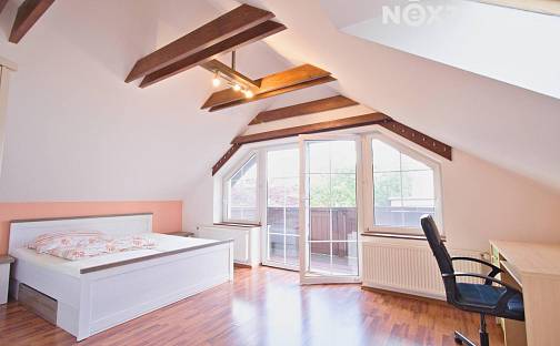 Pronájem domu 240 m² s pozemkem 268 m², K vodárně, Praha 6 - Nebušice