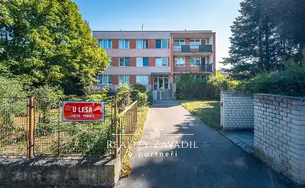 Pronájem bytu 2+1 60 m², U lesa, Praha 4 - Lhotka