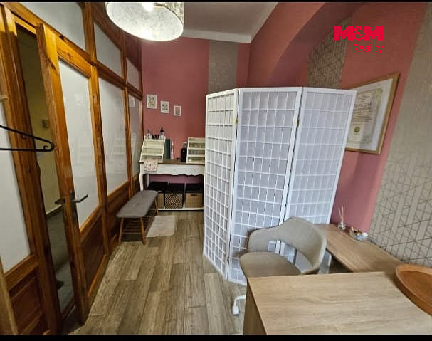 Pronájem kanceláře 12 m² – fotografie 2