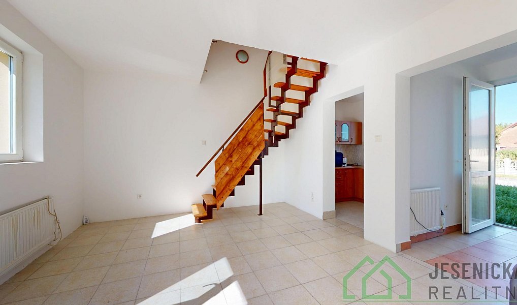 Prodej domu 98 m² s pozemkem 752 m², Trnov – náhled fotky 6