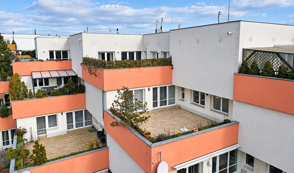 Prodej bytu 4+kk 135 m², Praha – náhled fotky 3