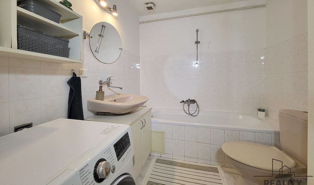 Pronájem domu 145 m² s pozemkem 111 m², Znojmo – náhled fotky 4