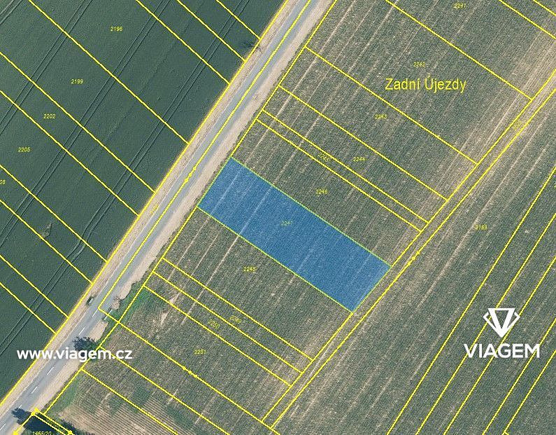 Prodej pole 801 m² – pohled 4