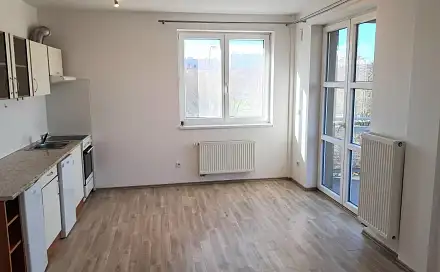 Pronájem bytu 1+kk 34 m²