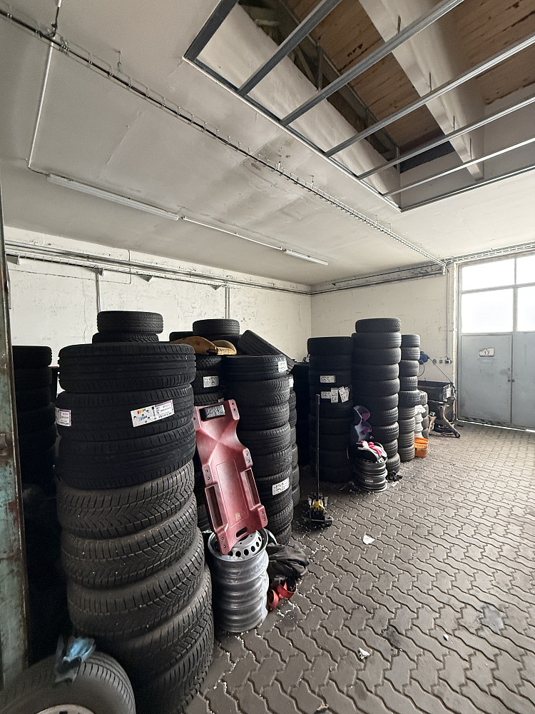Pronájem skladovacích prostor 357 m² – fotografie 4