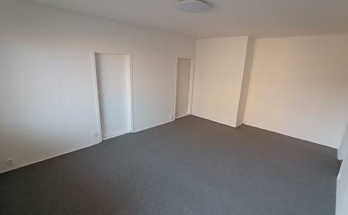 Pronájem bytu 4+1 81 m², Družstevní, Luhačovice, okres Zlín