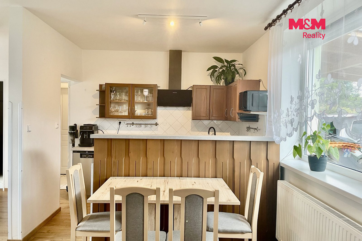 Prodej domu 140 m² s pozemkem 246 m² – fotografie 2