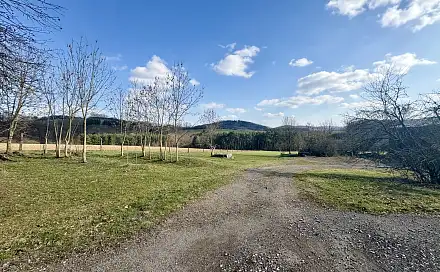 Prodej stavebního pozemku 9 213 m², Vysoký Chlumec - Pořešice, okres Příbram