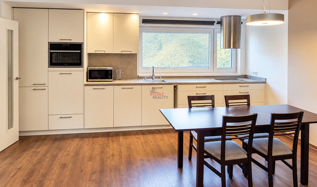 Pronájem domu 151 m² s pozemkem 373 m², Ostrava – náhled fotky 4